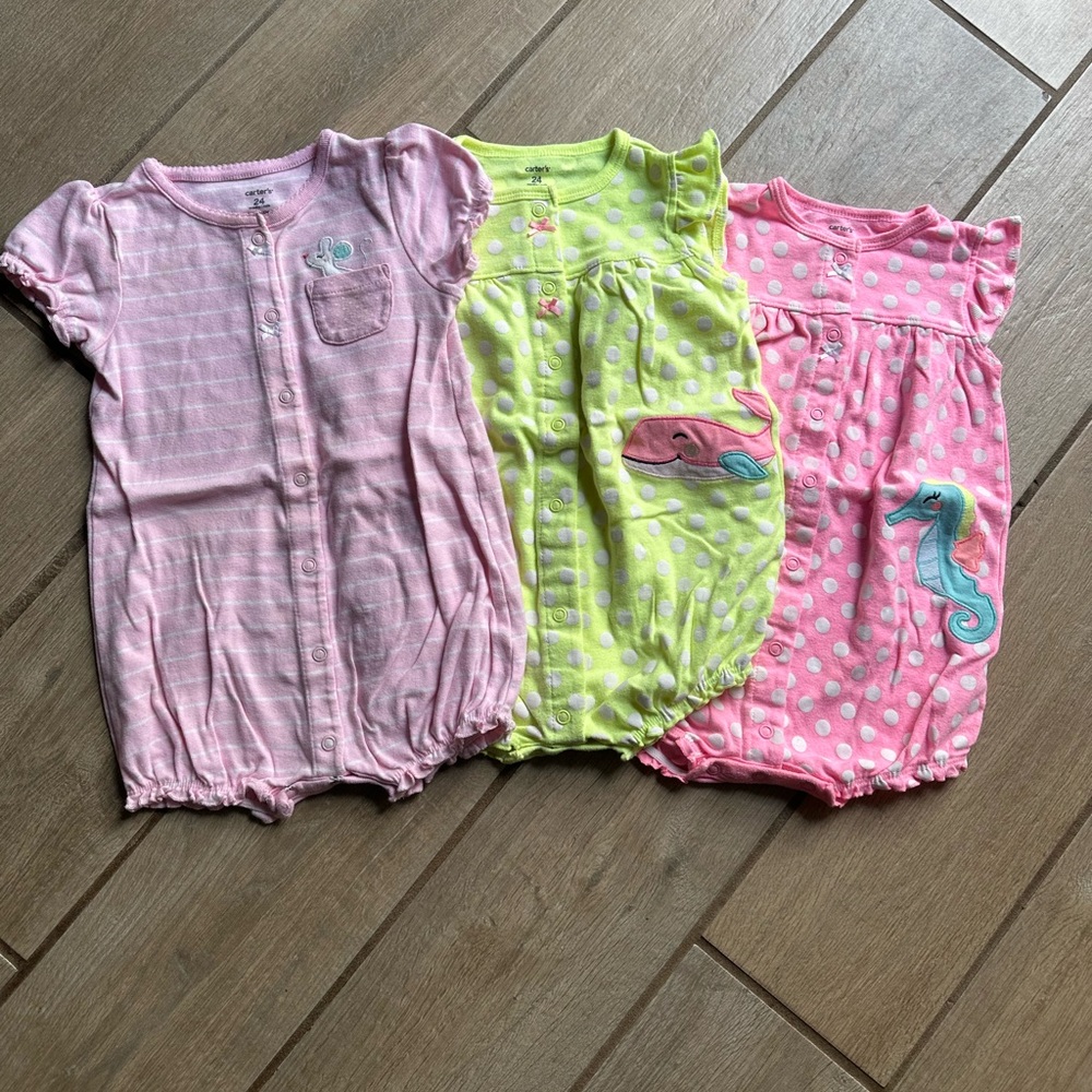 ☀️CARTERS ROMPERS☀️